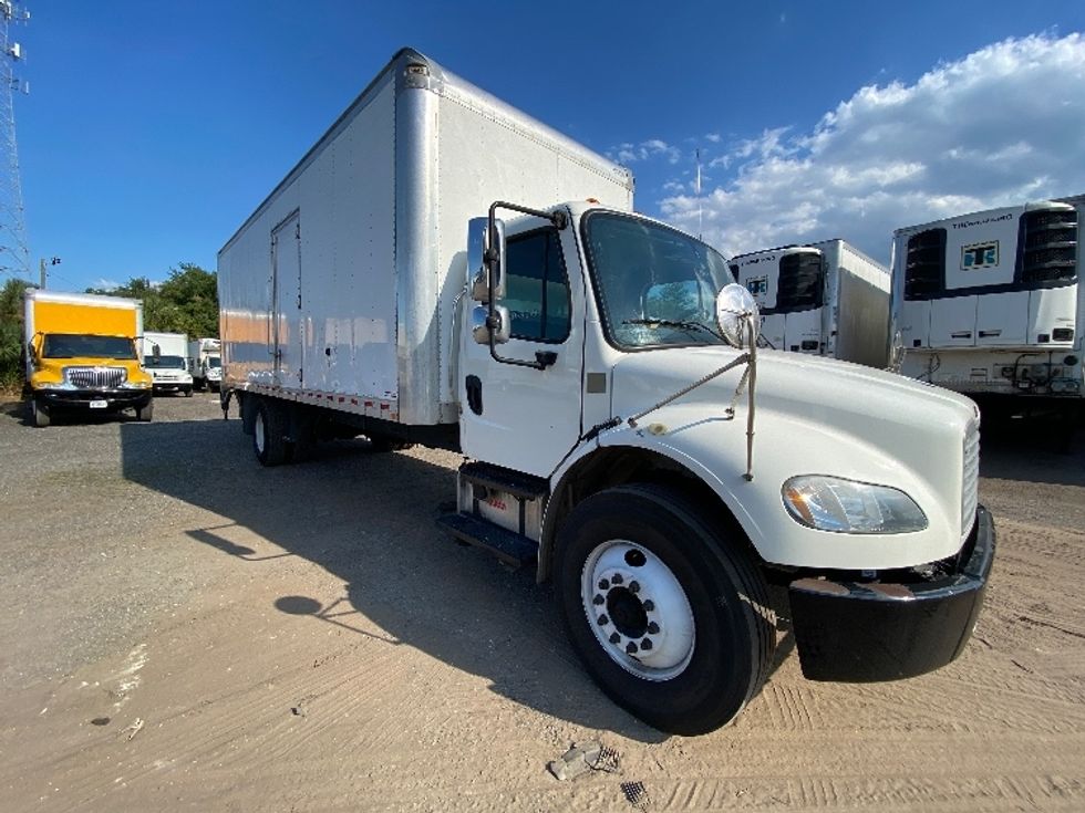 Medium Duty Box Truck-Light and Medium Duty Trucks-Freightliner-2019-M2-Ocala-FL-222,244\n\t\tmiles-$ 44,500 - Image 1