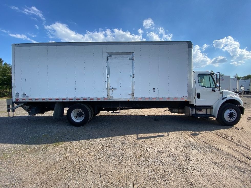 Medium Duty Box Truck-Light and Medium Duty Trucks-Freightliner-2019-M2-Ocala-FL-222,244\n\t\tmiles-$ 44,500 - Image 15