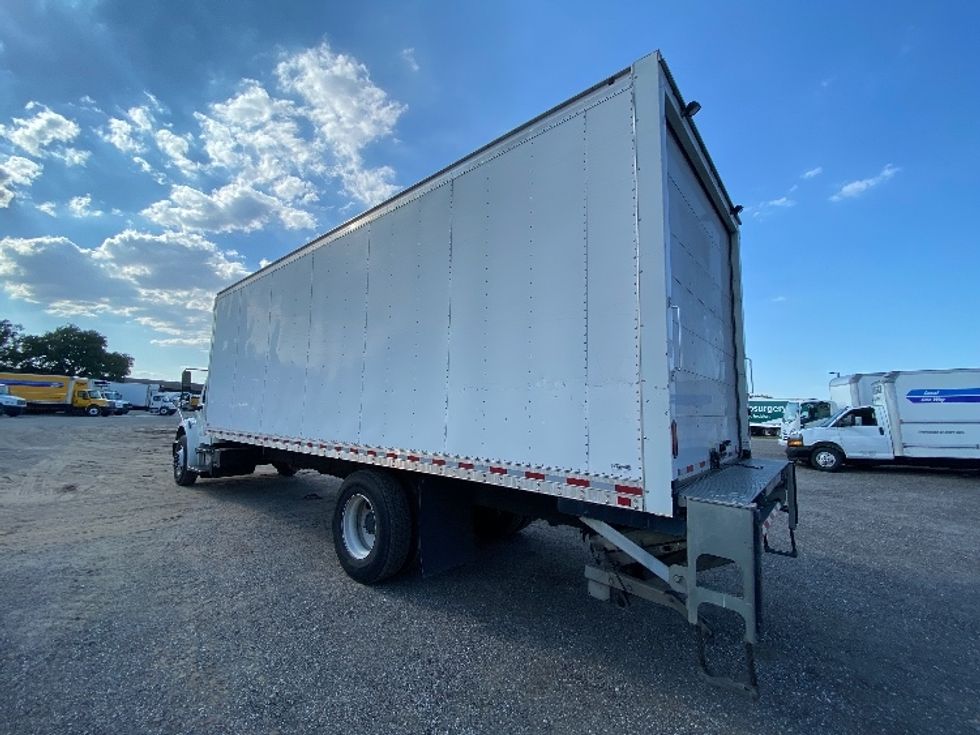 Medium Duty Box Truck-Light and Medium Duty Trucks-Freightliner-2019-M2-Ocala-FL-222,244\n\t\tmiles-$ 44,500 - Image 6