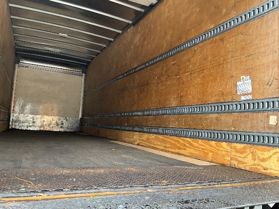 Medium Duty Box Truck-Light and Medium Duty Trucks-Freightliner-2019-M2-Ocala-FL-230,781\n\t\tmiles-$ 43,750 - Image 12