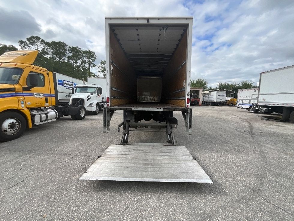 Medium Duty Box Truck-Light and Medium Duty Trucks-Freightliner-2019-M2-Ocala-FL-230,781\n\t\tmiles-$ 43,750 - Image 9