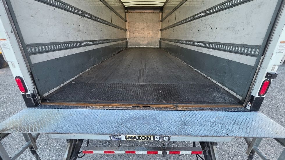 Medium Duty Box Truck-Light and Medium Duty Trucks-Freightliner-2019-M2-Ocala-FL-270,058\n\t\tmiles-$ 43,750 - Image 10