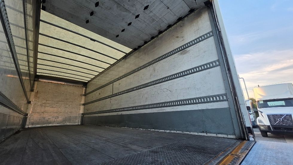 Medium Duty Box Truck-Light and Medium Duty Trucks-Freightliner-2019-M2-Ocala-FL-270,058\n\t\tmiles-$ 43,750 - Image 12