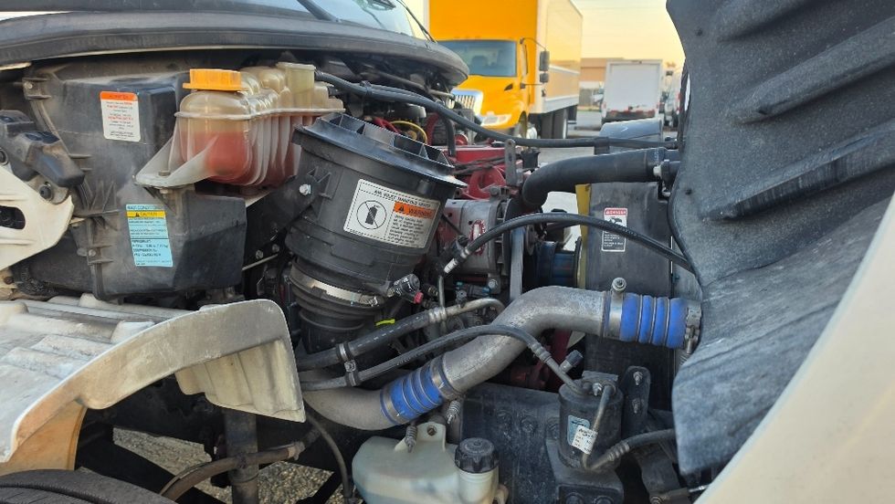 Medium Duty Box Truck-Light and Medium Duty Trucks-Freightliner-2019-M2-Ocala-FL-270,058\n\t\tmiles-$ 43,750 - Image 23