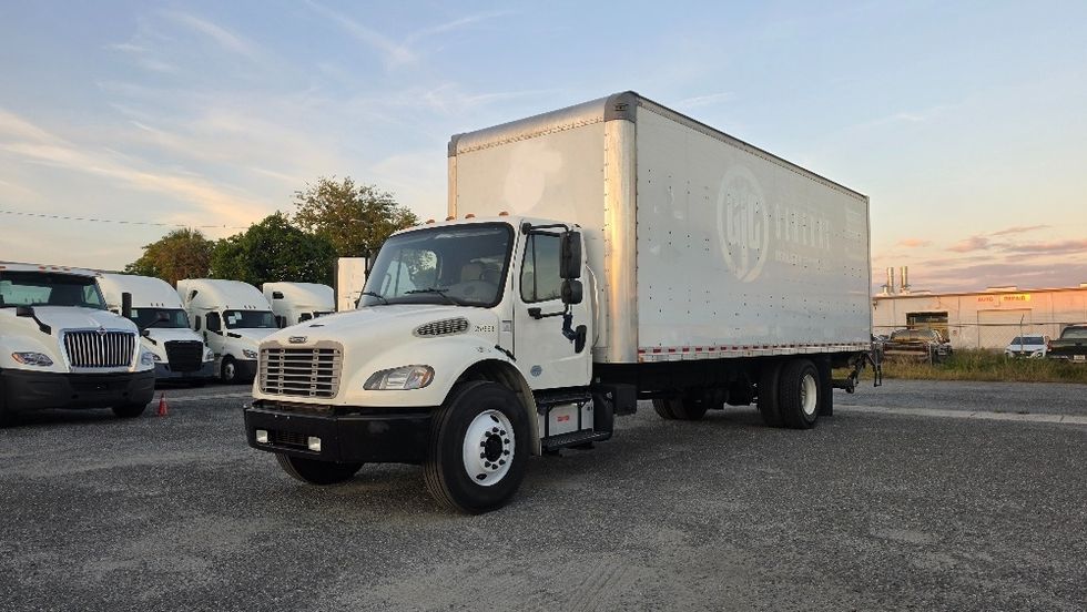 Medium Duty Box Truck-Light and Medium Duty Trucks-Freightliner-2019-M2-Ocala-FL-270,058\n\t\tmiles-$ 43,750 - Image 3