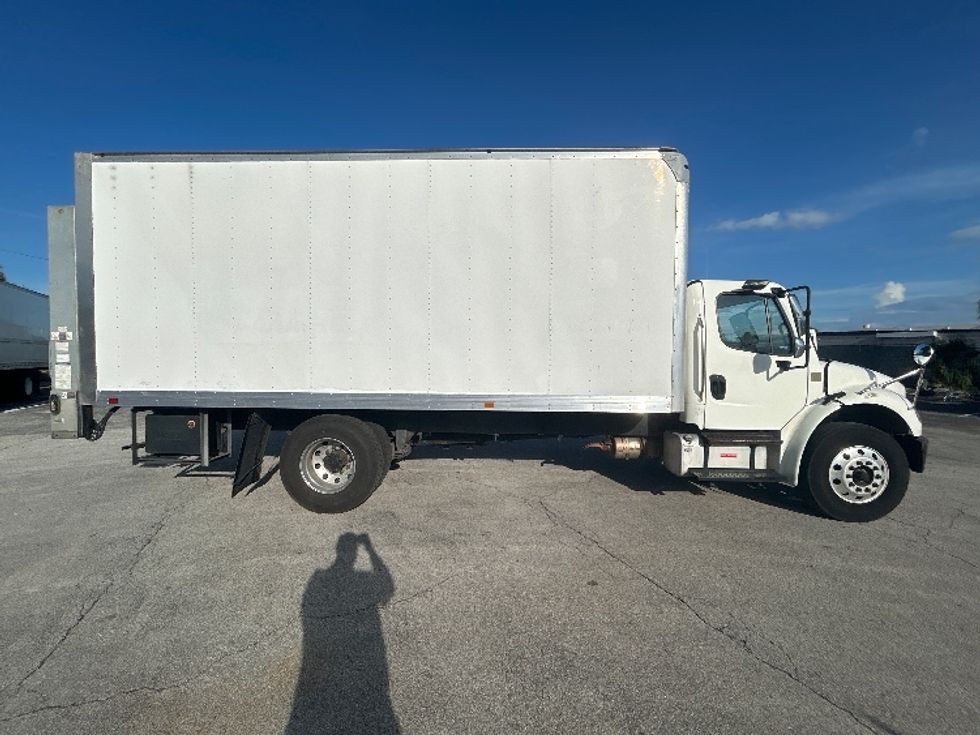 Medium Duty Box Truck-Light and Medium Duty Trucks-Freightliner-2019-M2-Ocala-FL-277,373\n\t\tmiles-$ 26,250 - Image 15