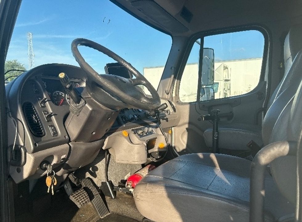 Medium Duty Box Truck-Light and Medium Duty Trucks-Freightliner-2019-M2-Ocala-FL-277,373\n\t\tmiles-$ 26,250 - Image 17