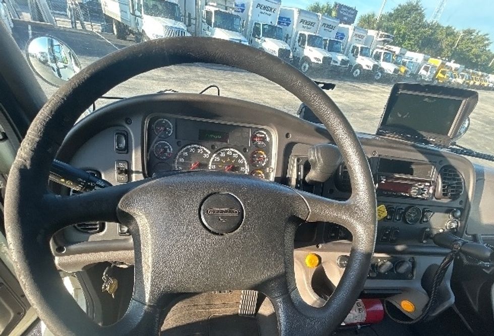 Medium Duty Box Truck-Light and Medium Duty Trucks-Freightliner-2019-M2-Ocala-FL-277,373\n\t\tmiles-$ 26,250 - Image 18