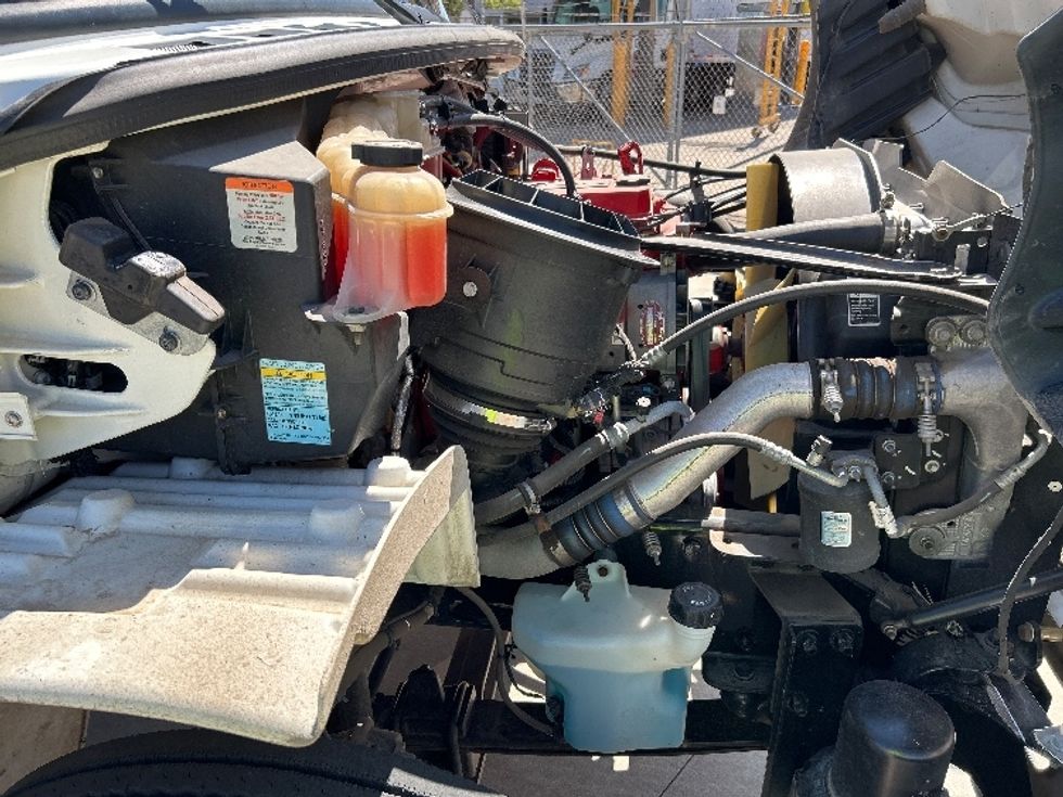 Medium Duty Box Truck-Light and Medium Duty Trucks-Freightliner-2019-M2-Oklahoma City-OK-120,591\n\t\tmiles-$ 58,500 - Image 24