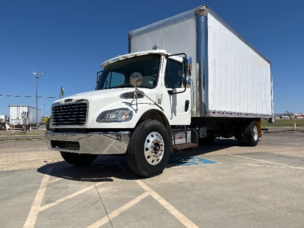 Medium Duty Box Truck-Light and Medium Duty Trucks-Freightliner-2019-M2-Oklahoma City-OK-120,591\n\t\tmiles-$ 58,500 - Image 3