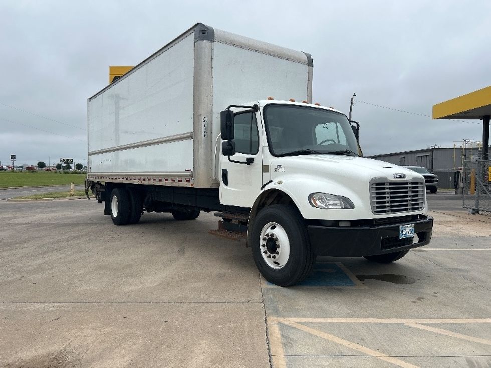 Medium Duty Box Truck-Light and Medium Duty Trucks-Freightliner-2019-M2-Oklahoma City-OK-159,024\n\t\tmiles-$ 55,500 - Image 1