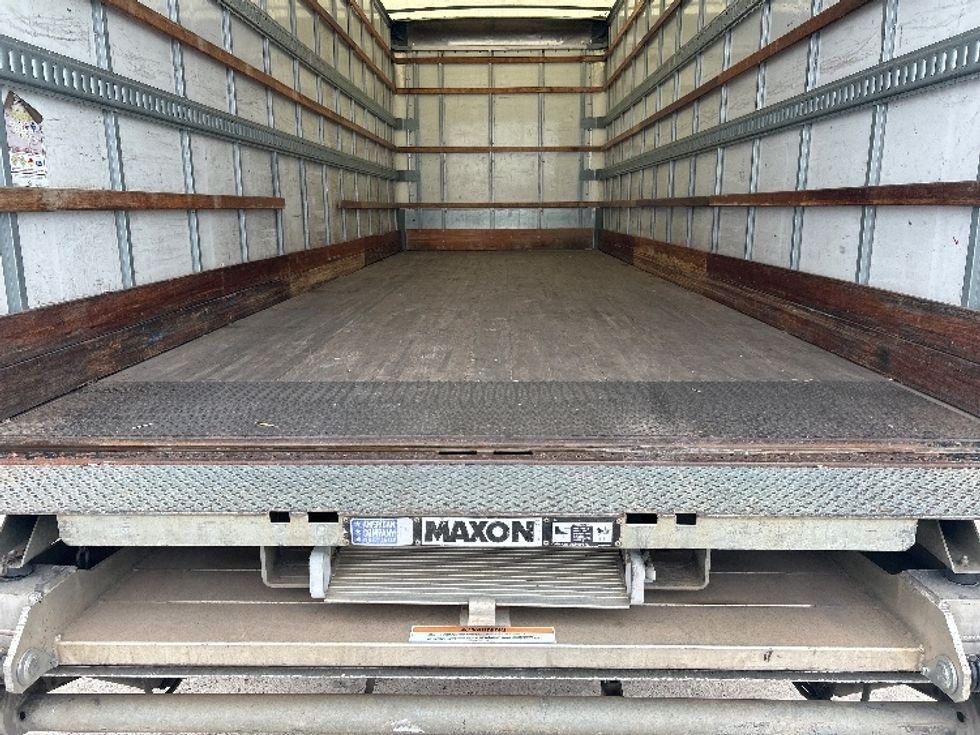 Medium Duty Box Truck-Light and Medium Duty Trucks-Freightliner-2019-M2-Oklahoma City-OK-159,024\n\t\tmiles-$ 55,500 - Image 10