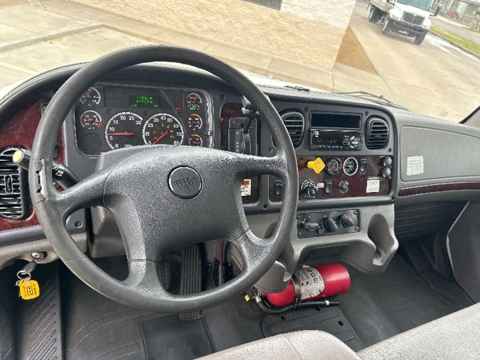Medium Duty Box Truck-Light and Medium Duty Trucks-Freightliner-2019-M2-Oklahoma City-OK-159,024\n\t\tmiles-$ 55,500 - Image 18