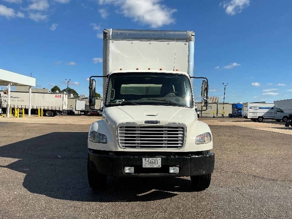Medium Duty Box Truck-Light and Medium Duty Trucks-Freightliner-2019-M2-Olive Branch-MS-161,400\n\t\tmiles-$ 45,000 - Image 2