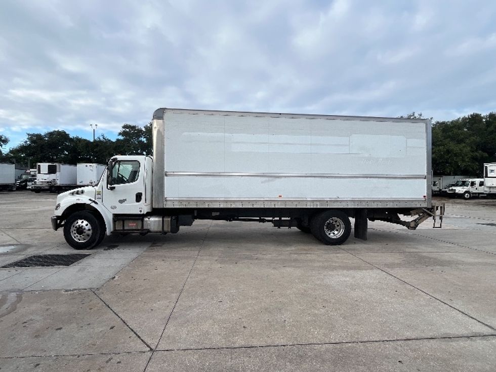 Medium Duty Box Truck-Light and Medium Duty Trucks-Freightliner-2019-M2-Orlando-FL-161,717\n\t\tmiles-$ 55,000 - Image 4