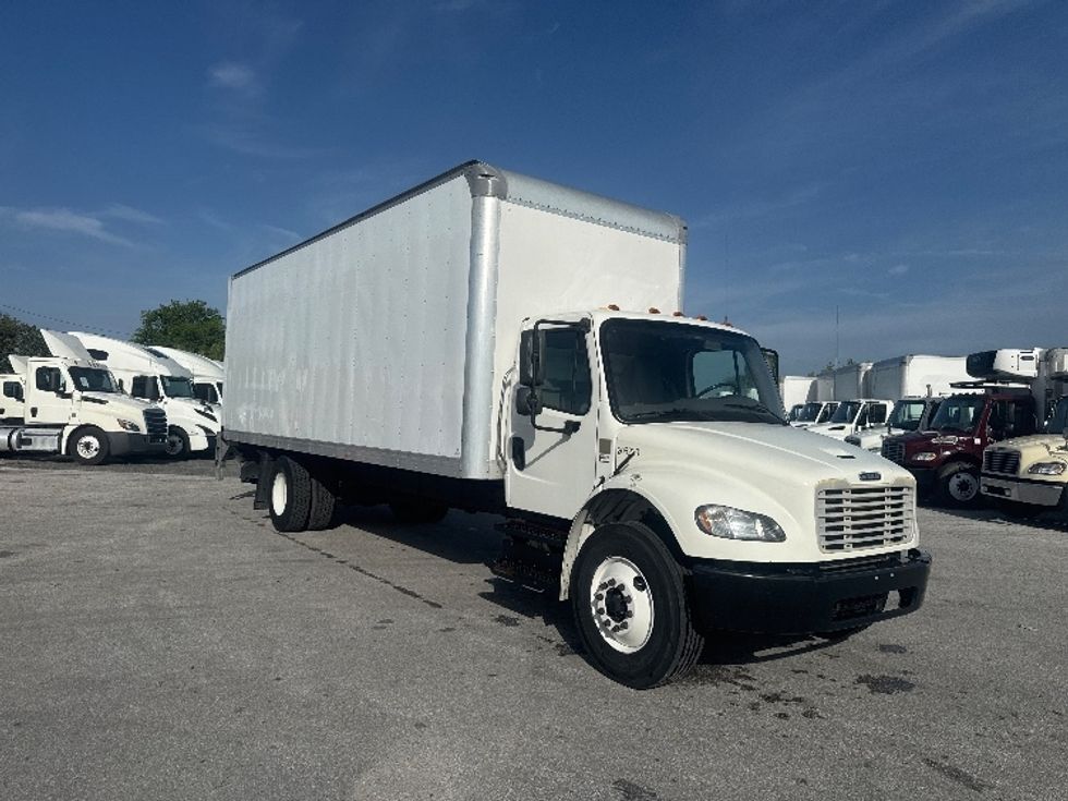 Medium Duty Box Truck-Light and Medium Duty Trucks-Freightliner-2019-M2-Orlando-FL-197,687\n\t\tmiles-$ 47,250 - Image 1