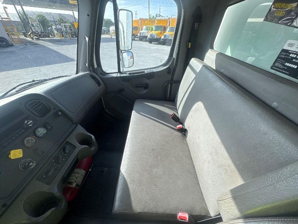 Medium Duty Box Truck-Light and Medium Duty Trucks-Freightliner-2019-M2-Orlando-FL-197,687\n\t\tmiles-$ 47,250 - Image 19