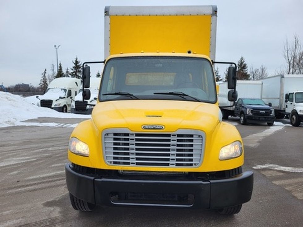Medium Duty Box Truck-Light and Medium Duty Trucks-Freightliner-2019-M2-Oshawa-ON-232,143\n\t\tkm-$ 69,000 - Image 2