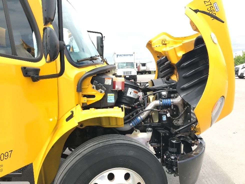 Medium Duty Box Truck-Light and Medium Duty Trucks-Freightliner-2019-M2-Oshawa-ON-232,143\n\t\tkm-$ 69,000 - Image 23