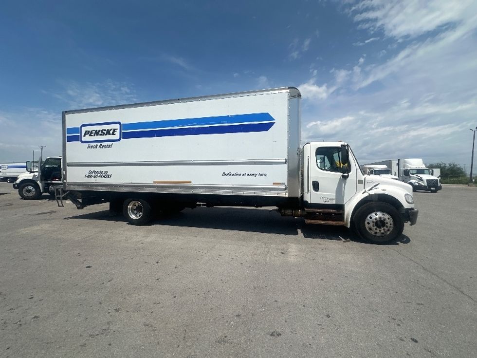 Medium Duty Box Truck-Light and Medium Duty Trucks-Freightliner-2019-M2-Oshawa-ON-277,445\n\t\tkm-$ 58,750 - Image 14