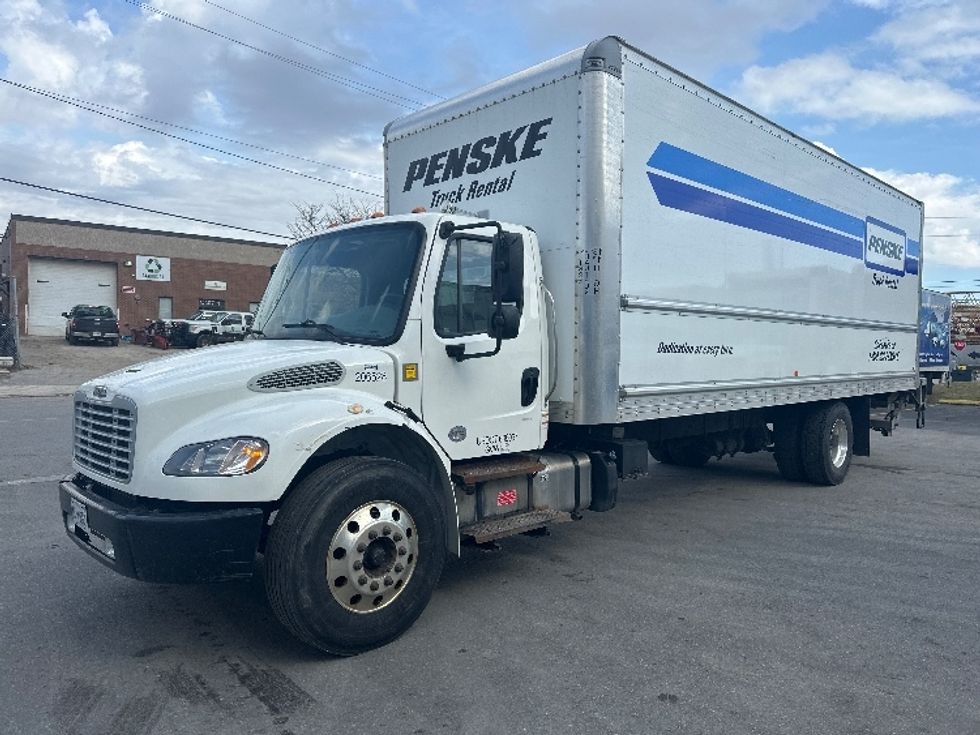 Medium Duty Box Truck-Light and Medium Duty Trucks-Freightliner-2019-M2-Oshawa-ON-294,939\n\t\tkm-$ 63,750 - Image 3