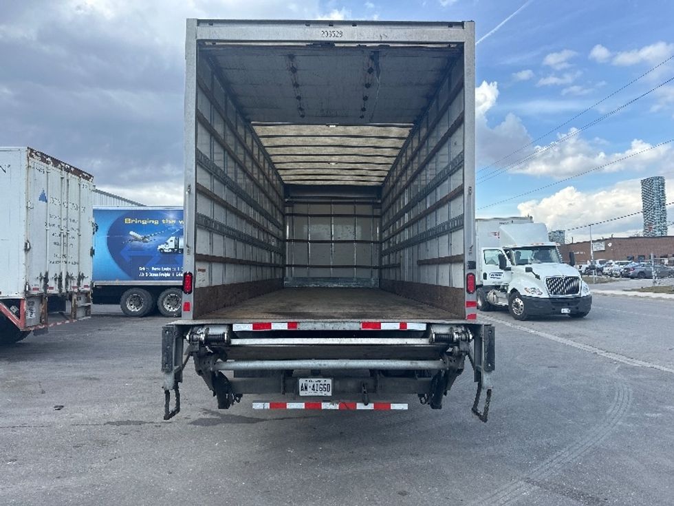 Medium Duty Box Truck-Light and Medium Duty Trucks-Freightliner-2019-M2-Oshawa-ON-294,939\n\t\tkm-$ 63,750 - Image 8