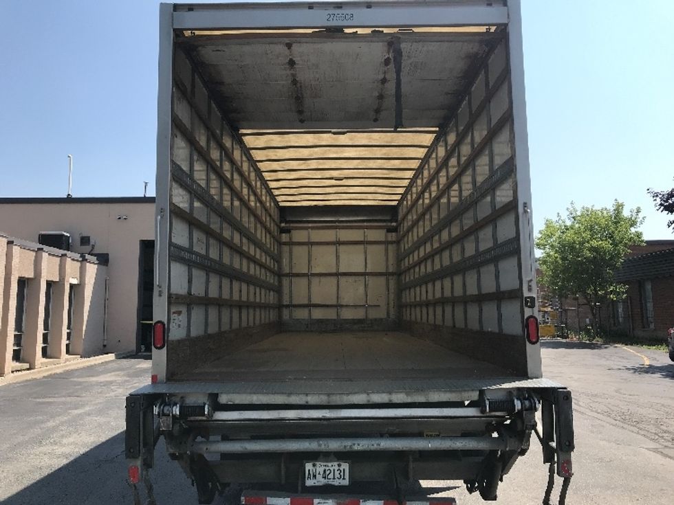 Medium Duty Box Truck-Light and Medium Duty Trucks-Freightliner-2019-M2-Oshawa-ON-356,117\n\t\tkm-$ 56,000 - Image 8