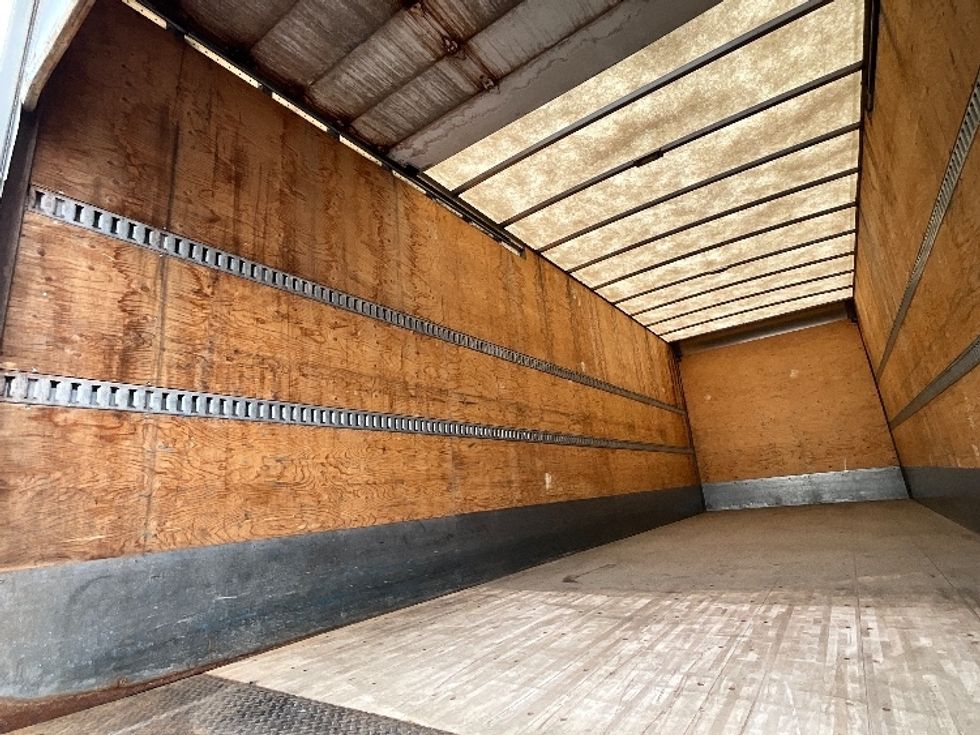Medium Duty Box Truck-Light and Medium Duty Trucks-Freightliner-2019-M2-Ottawa-ON-255,095\n\t\tkm-$ 63,250 - Image 10