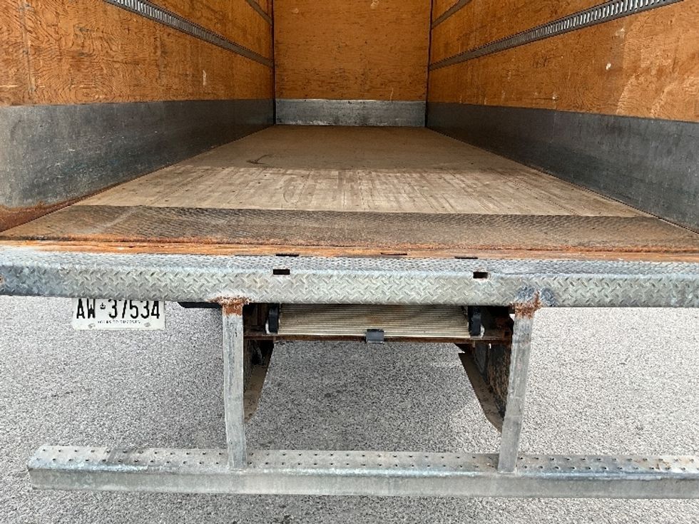 Medium Duty Box Truck-Light and Medium Duty Trucks-Freightliner-2019-M2-Ottawa-ON-255,095\n\t\tkm-$ 63,250 - Image 9