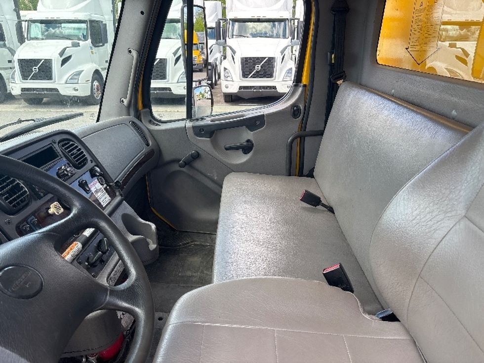 2019 Freightliner M2 106 Medium Duty photo 16
