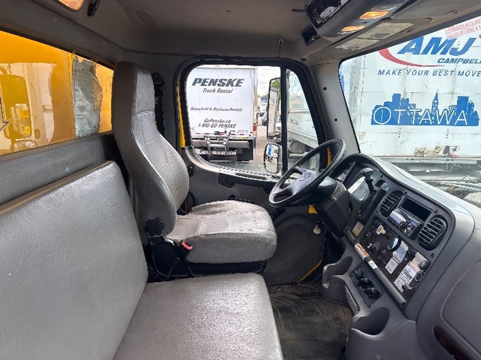 2019 Freightliner M2 106 Medium Duty photo 19