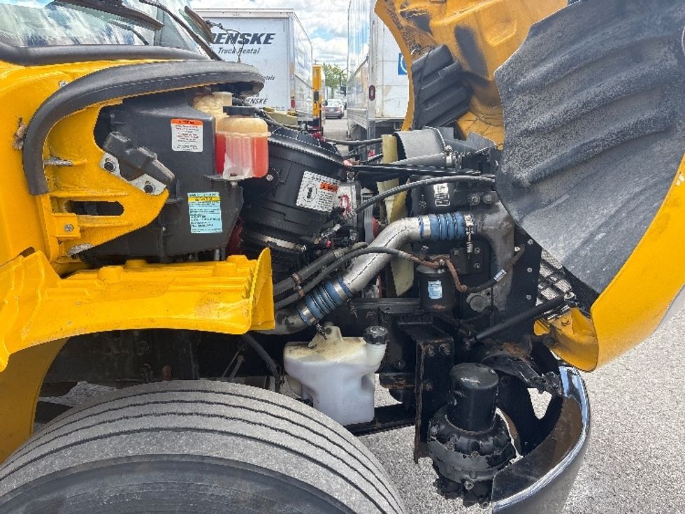 Medium Duty Box Truck-Light and Medium Duty Trucks-Freightliner-2019-M2-Ottawa-ON-265,694\n\t\tkm-$ 67,000 - Image 23