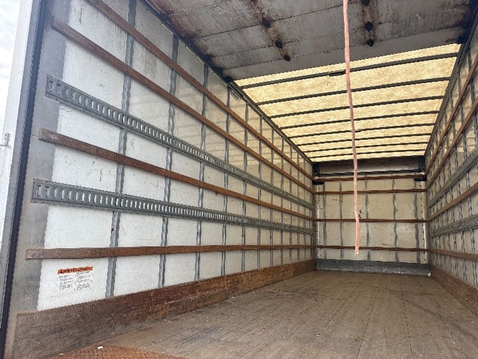 Medium Duty Box Truck-Light and Medium Duty Trucks-Freightliner-2019-M2-Ottawa-ON-310,266\n\t\tkm-$ 61,750 - Image 11