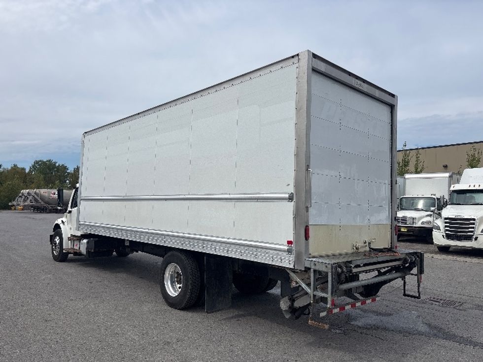 Medium Duty Box Truck-Light and Medium Duty Trucks-Freightliner-2019-M2-Ottawa-ON-310,266\n\t\tkm-$ 61,750 - Image 6