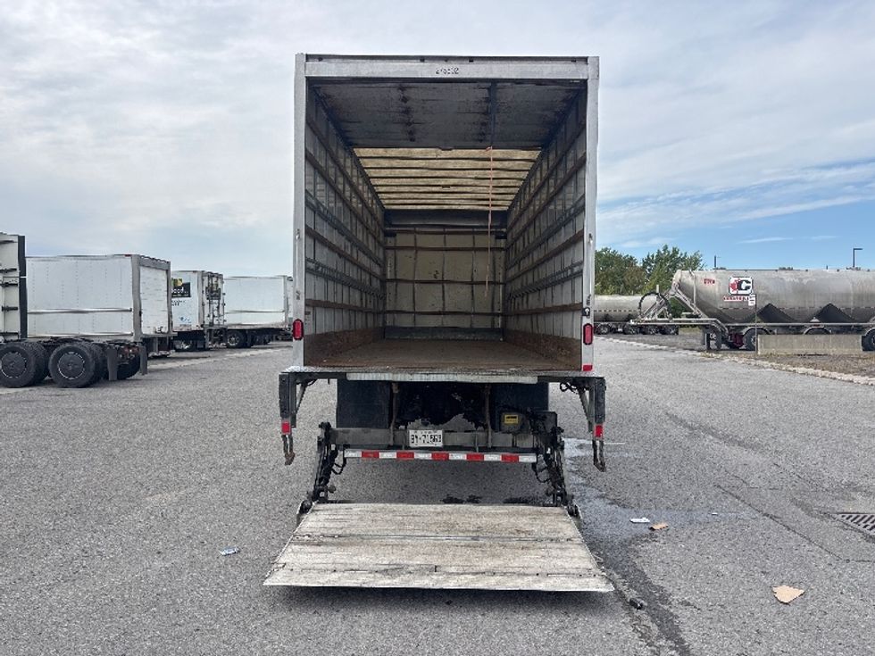 Medium Duty Box Truck-Light and Medium Duty Trucks-Freightliner-2019-M2-Ottawa-ON-310,266\n\t\tkm-$ 61,750 - Image 9