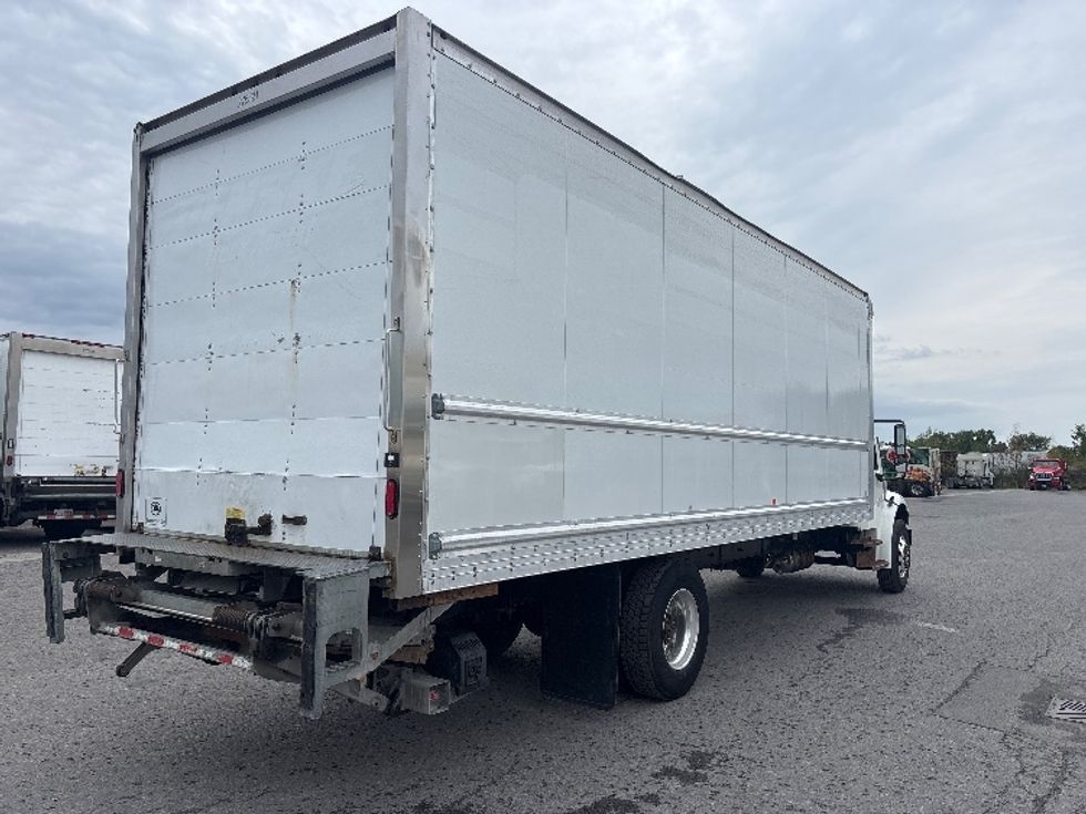 Medium Duty Box Truck-Light and Medium Duty Trucks-Freightliner-2019-M2-Ottawa-ON-344,578\n\t\tkm-$ 57,500 - Image 13