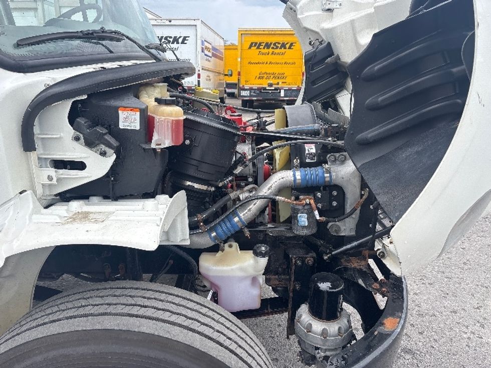 Medium Duty Box Truck-Light and Medium Duty Trucks-Freightliner-2019-M2-Ottawa-ON-344,578\n\t\tkm-$ 57,500 - Image 22