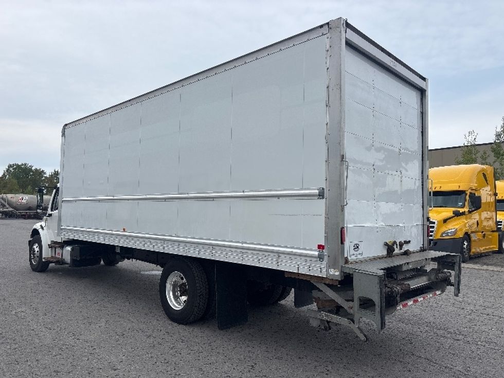 Medium Duty Box Truck-Light and Medium Duty Trucks-Freightliner-2019-M2-Ottawa-ON-344,578\n\t\tkm-$ 57,500 - Image 6
