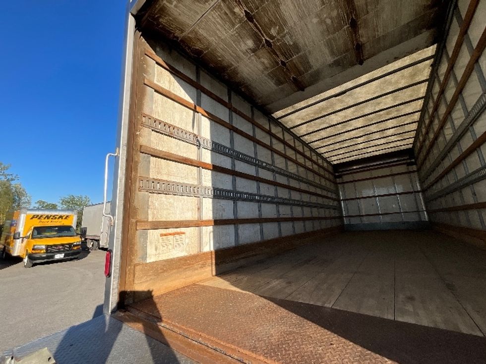 Medium Duty Box Truck-Light and Medium Duty Trucks-Freightliner-2019-M2-Ottawa-ON-388,781\n\t\tkm-$ 52,000 - Image 11
