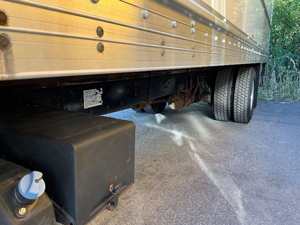 Medium Duty Box Truck-Light and Medium Duty Trucks-Freightliner-2019-M2-Ottawa-ON-388,781\n\t\tkm-$ 52,000 - Image 5