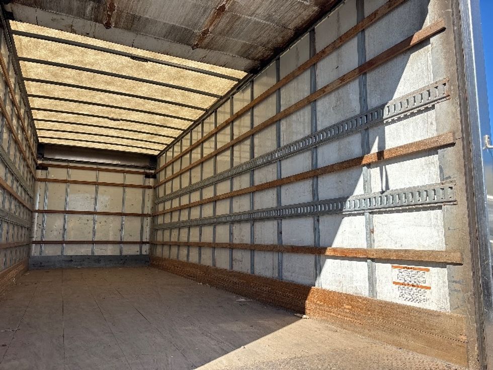 Medium Duty Box Truck-Light and Medium Duty Trucks-Freightliner-2019-M2-Ottawa-ON-482,787\n\t\tkm-$ 36,000 - Image 12