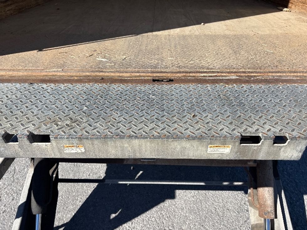 Medium Duty Box Truck-Light and Medium Duty Trucks-Freightliner-2019-M2-Ottawa-ON-482,787\n\t\tkm-$ 36,000 - Image 9