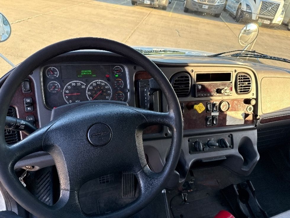 Medium Duty Box Truck-Light and Medium Duty Trucks-Freightliner-2019-M2-Parkersburg-WV-210,507\n\t\tmiles-$ 46,000 - Image 18
