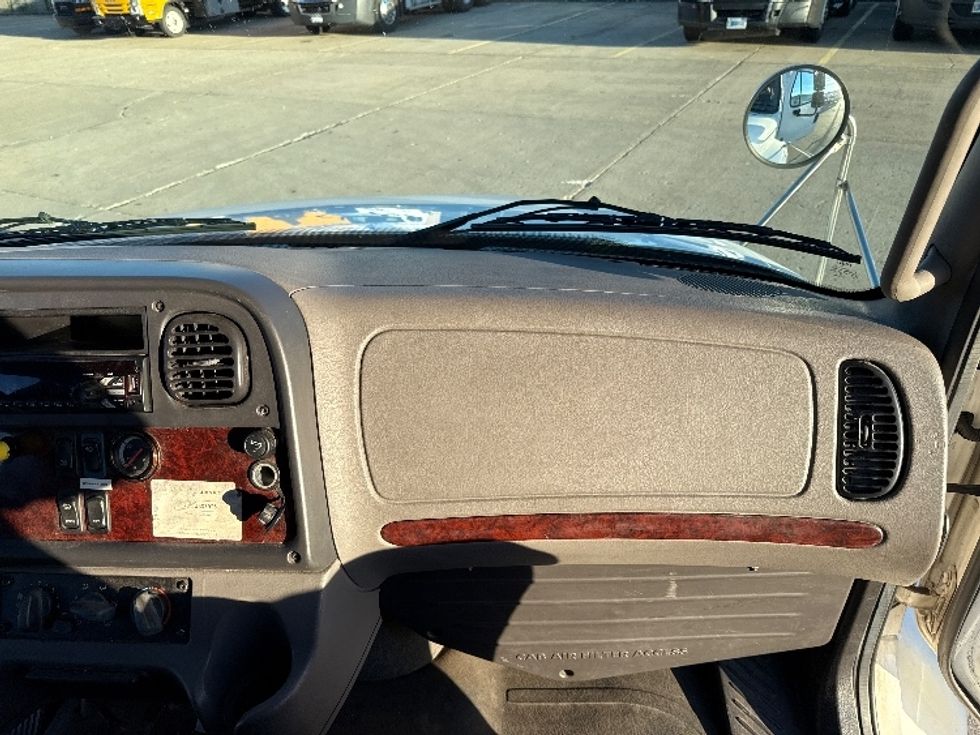 Medium Duty Box Truck-Light and Medium Duty Trucks-Freightliner-2019-M2-Parkersburg-WV-210,507\n\t\tmiles-$ 46,000 - Image 21