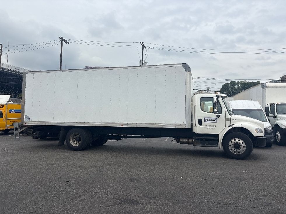 Medium Duty Box Truck-Light and Medium Duty Trucks-Freightliner-2019-M2-Parsippany-NJ-116,594\n\t\tmiles-$ 56,250 - Image 15