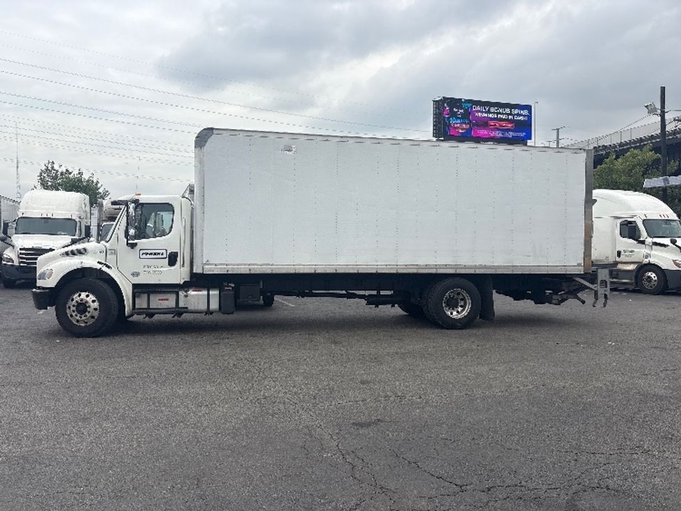 Medium Duty Box Truck-Light and Medium Duty Trucks-Freightliner-2019-M2-Parsippany-NJ-116,594\n\t\tmiles-$ 56,250 - Image 4
