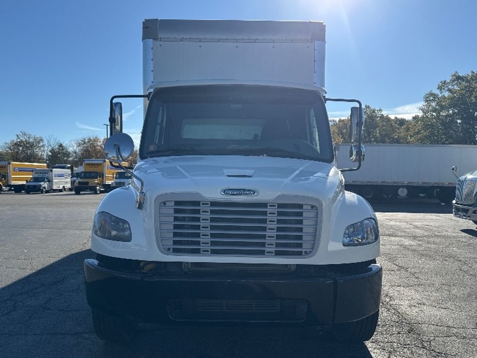 Medium Duty Box Truck-Light and Medium Duty Trucks-Freightliner-2019-M2-Parsippany-NJ-140,563\n\t\tmiles-$ 47,000 - Image 2