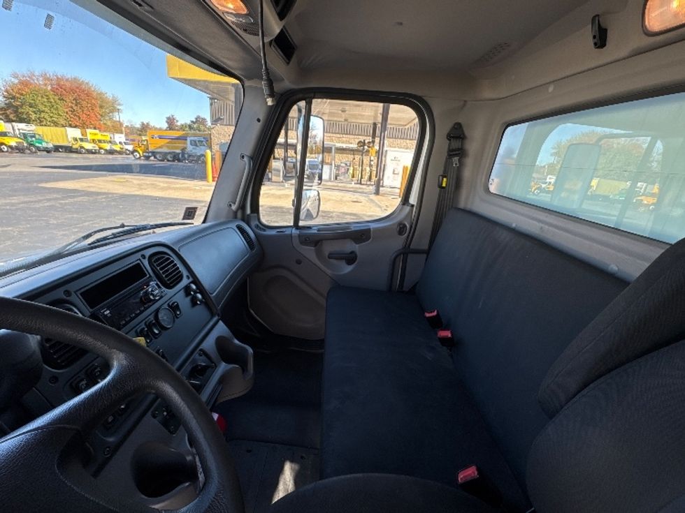 Medium Duty Box Truck-Light and Medium Duty Trucks-Freightliner-2019-M2-Parsippany-NJ-140,563\n\t\tmiles-$ 47,000 - Image 20