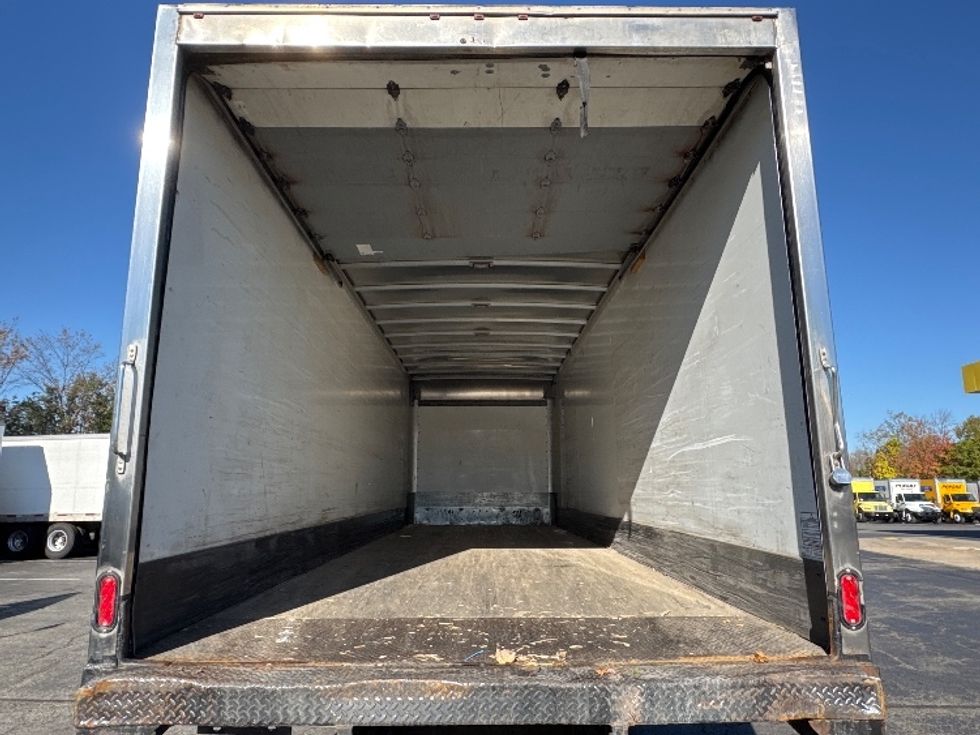 Medium Duty Box Truck-Light and Medium Duty Trucks-Freightliner-2019-M2-Parsippany-NJ-140,563\n\t\tmiles-$ 47,000 - Image 9