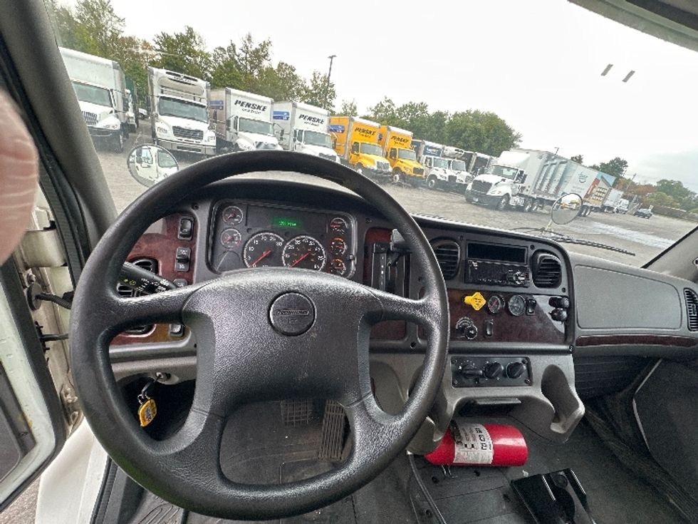 Medium Duty Box Truck-Light and Medium Duty Trucks-Freightliner-2019-M2-Parsippany-NJ-157,967\n\t\tmiles-$ 41,250 - Image 17